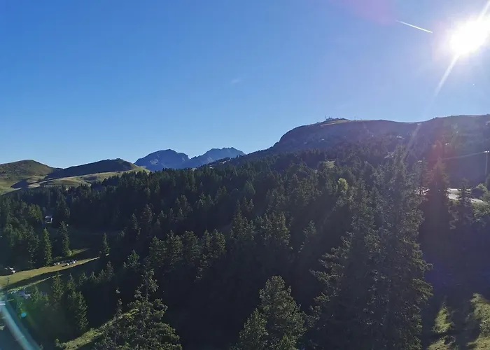 Appartement Edelweiss Chamrousse Vue Sur Recoin La Croix De Chamrousse Grenoble